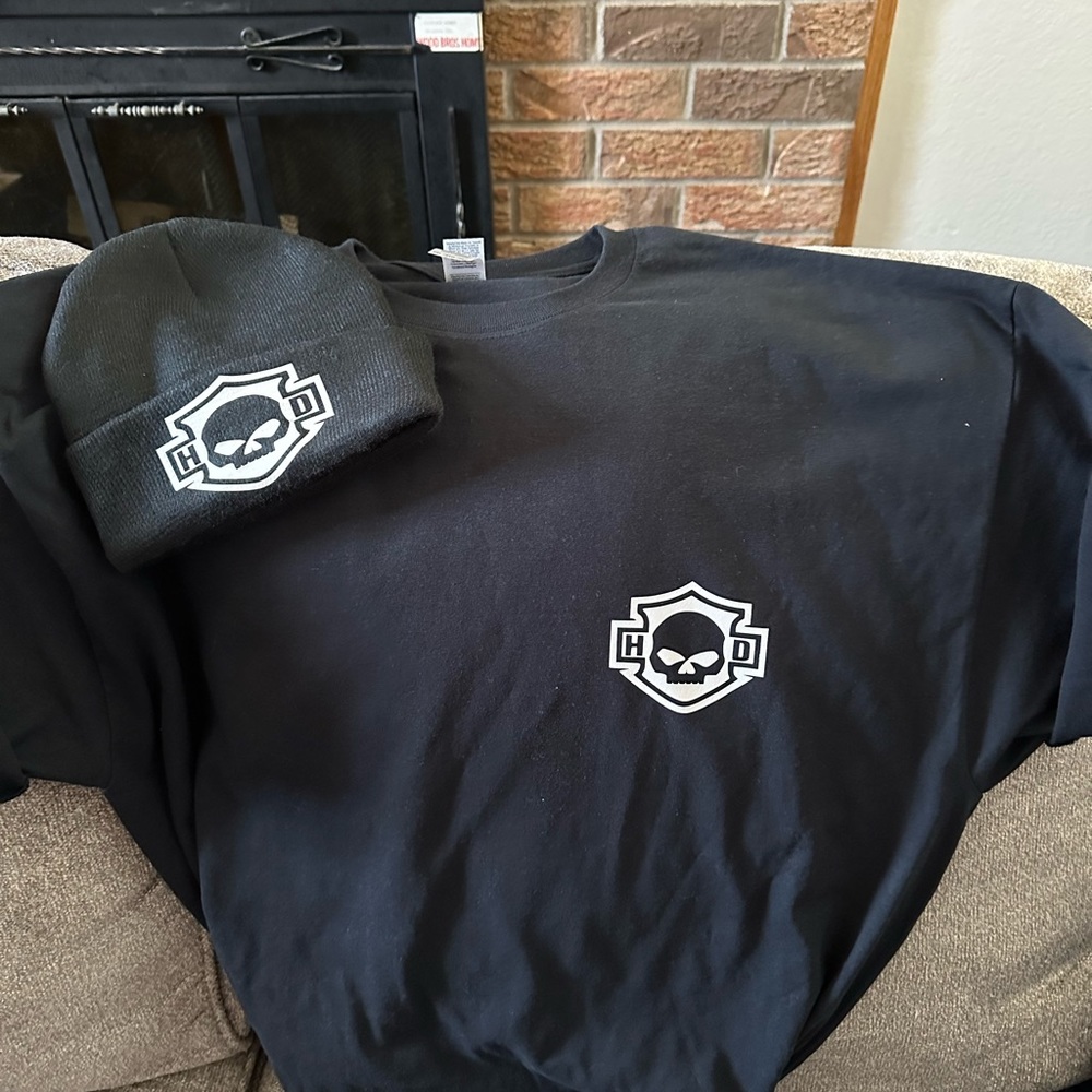 Harley Davidson beanie and t shirt custom set